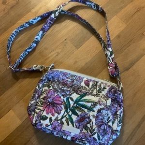 Vera Bradley floral purse